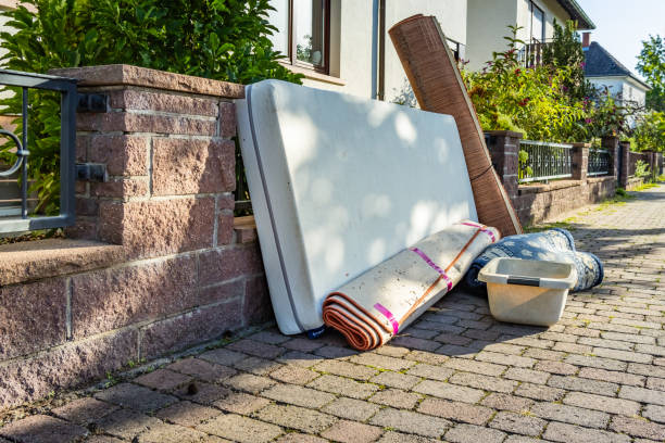 Best Office Junk Removal  in Chlicothe, IL